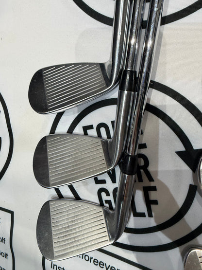 TITLEIST AP2 718 IRONS / 4 - PW / Mens RH / Tour FST Stiff Flex