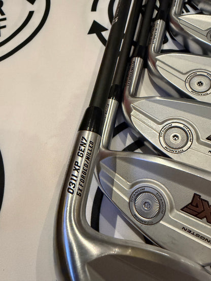 PXG 0311 XP GEN 7 IRONS / Mens RH / 60g A Flex