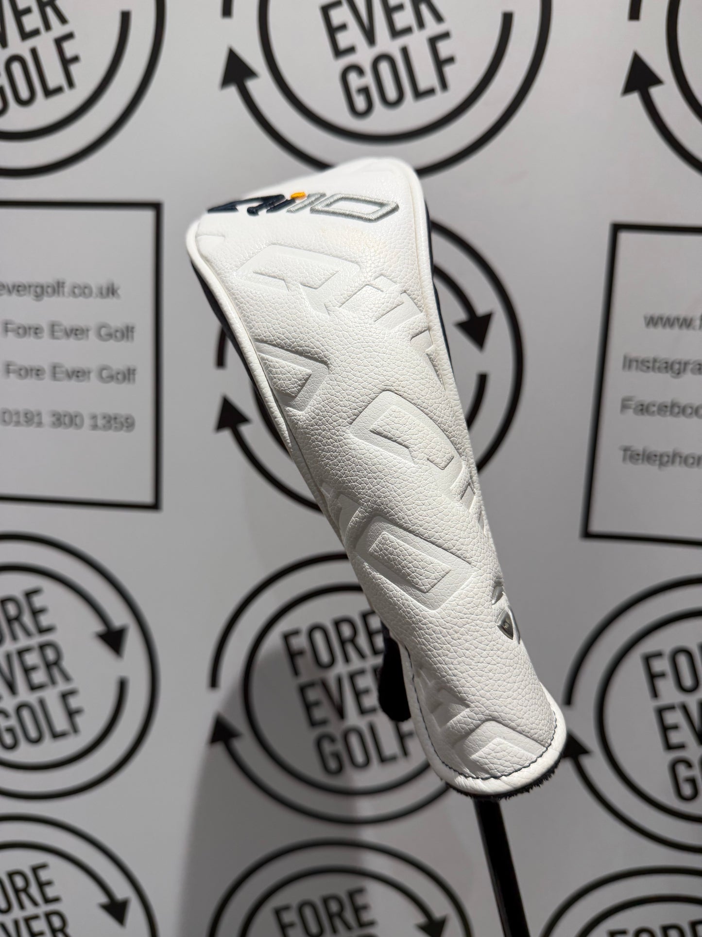 TAYLORMADE Qi10 TOUR 3 HYBRID / 19.5 Deg / RH / 95g X-Stiff Flex