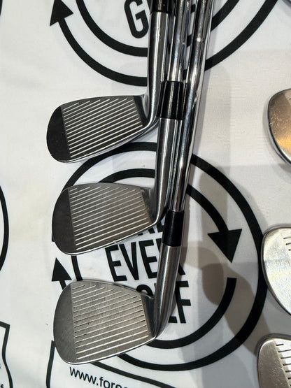 TAYLORMADE P770/P7MB (2020) IRONS / 4 - PW / 110g Reg Flex