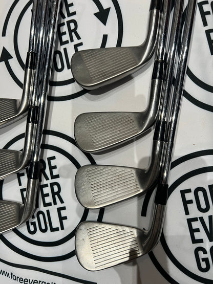 TITLEIST AP1 716 IRONS / 5 - PW / 127g Reg Flex / Mens RH