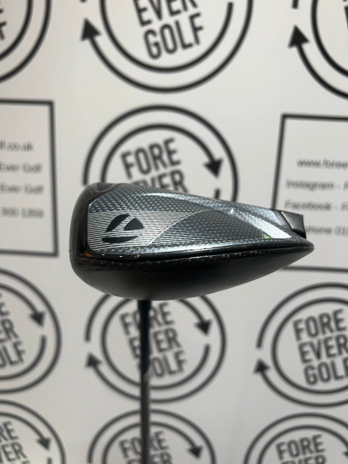 TAYLORMAXE QI35 MAX DRIVER / 10.5 Deg / Mens RH / 60g Reg Flex