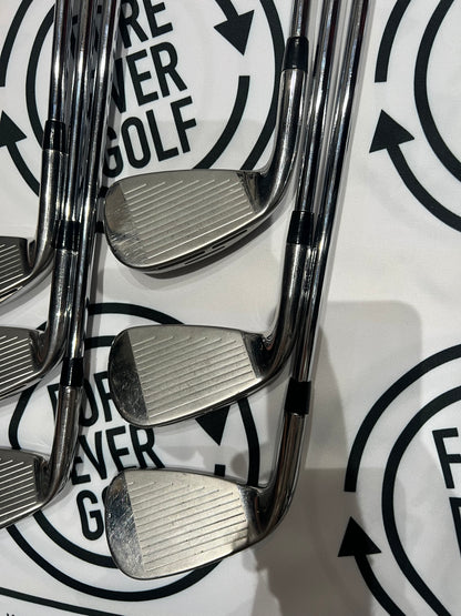 WILSON DYNAPWR IRONS / 5 - PW / Mens RH / Reg Flex