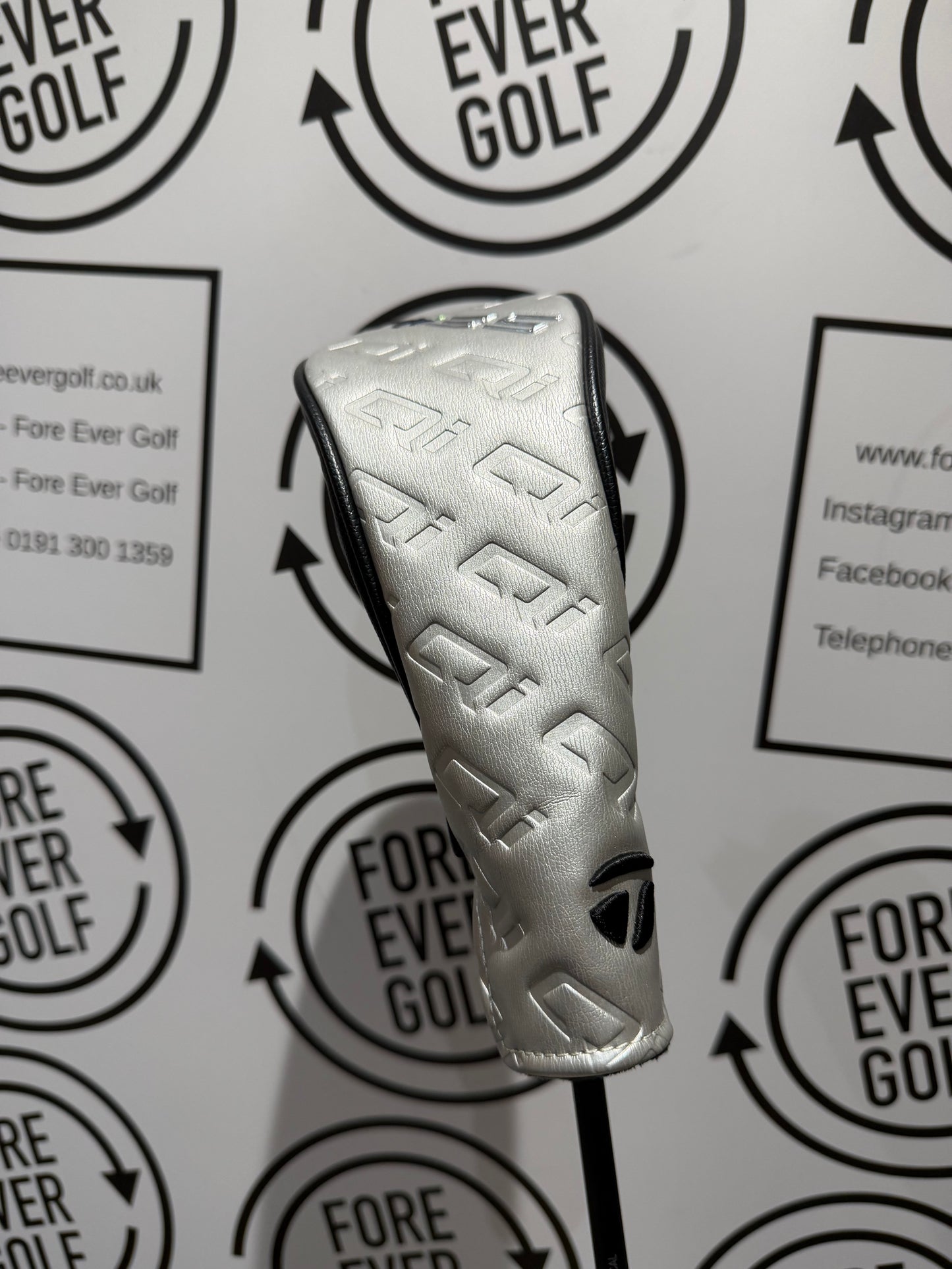 TAYLORMADE Qi35 3 HYBRID / 19 Degree. / RH / 65g Reg Flex