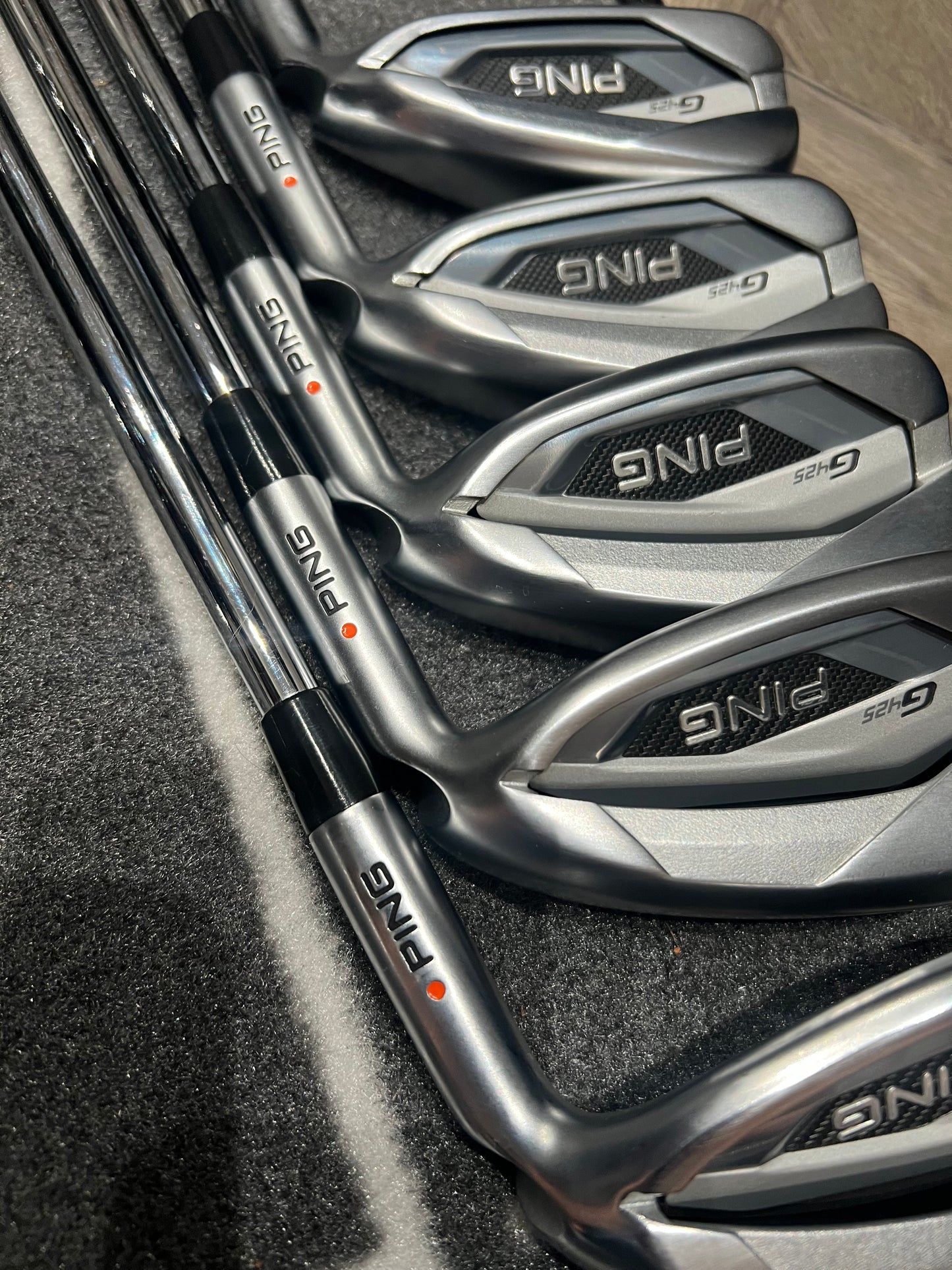 PING G425 IRONS / 6 - UW / Orange Dot / RH / Regular Flex