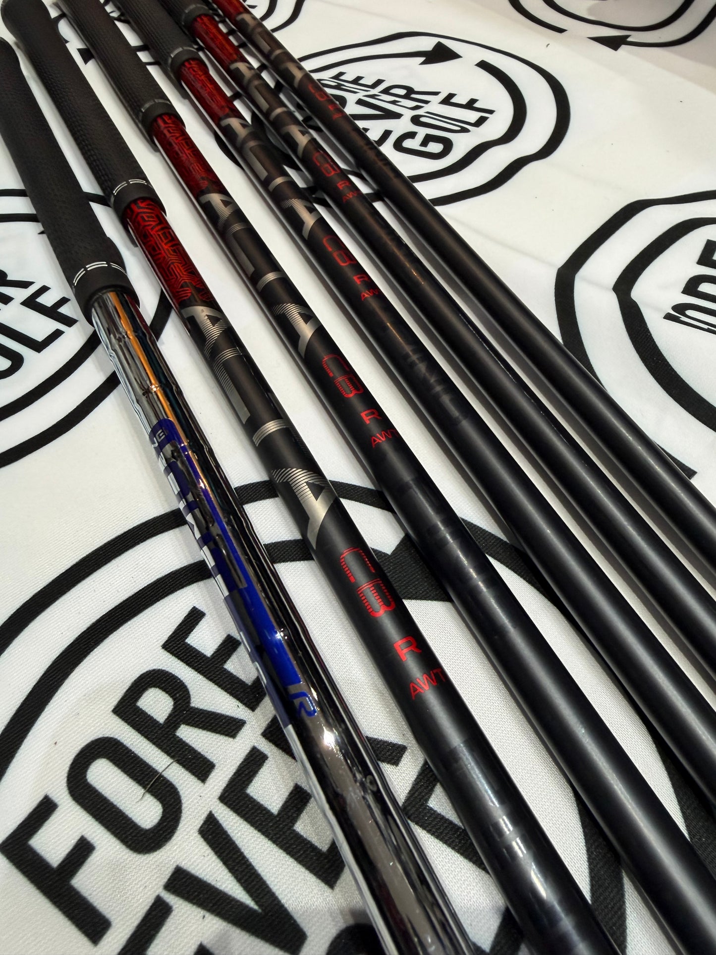 PING G410 IRONS / 6 - SW / RH / AWT Reg Flex Graphite Shaft