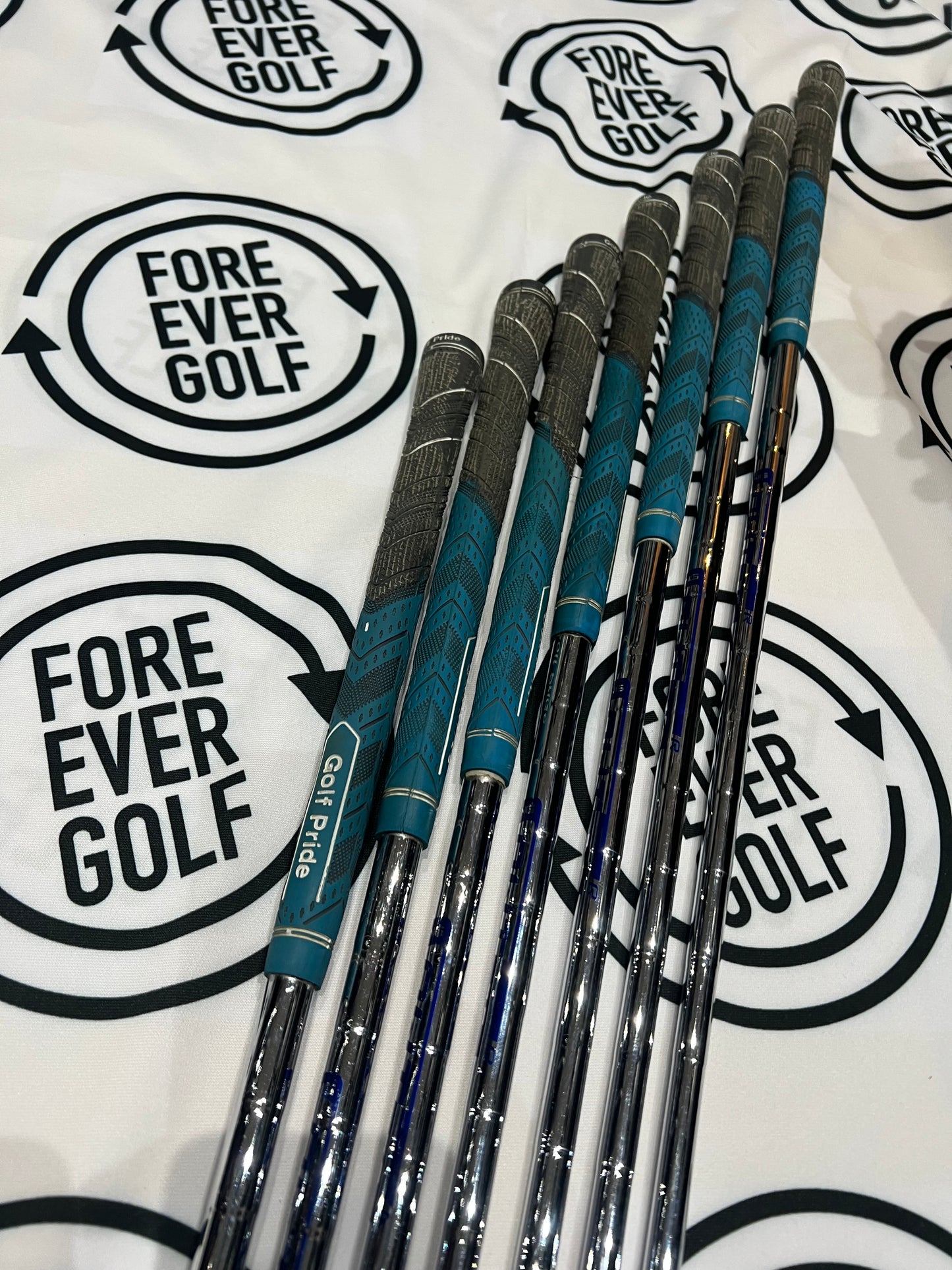 PING G410 IRONS / 5 - UW / Mens RH / 98g Reg Flex / Black Dot