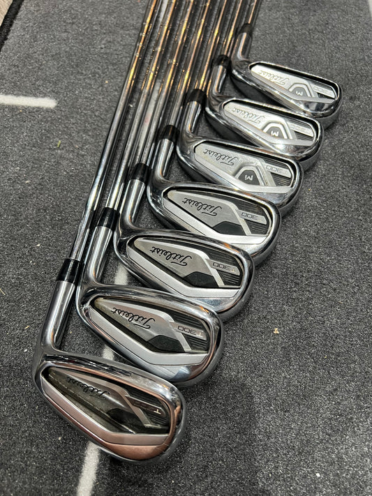 TITLEIST T300 IRONS (2021) / 5 - GW / Mens RH / Stiff Flex