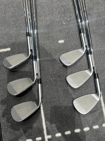 PING G425 IRONS / 6 - UW / Orange Dot / RH / Regular Flex