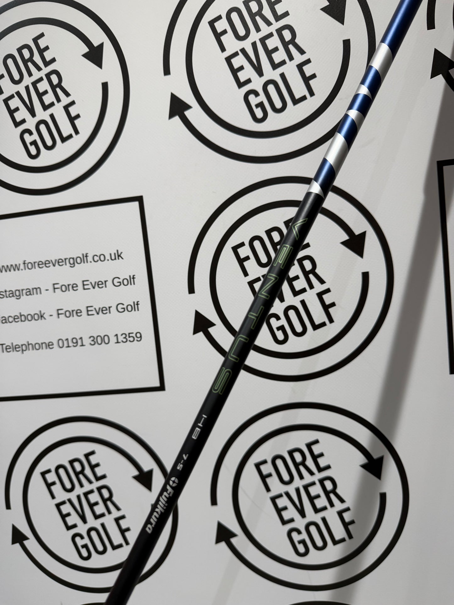 TAYLORMADE Qi35 3 HYBRID / 19 Deg / RH / 70g Stiff Flex