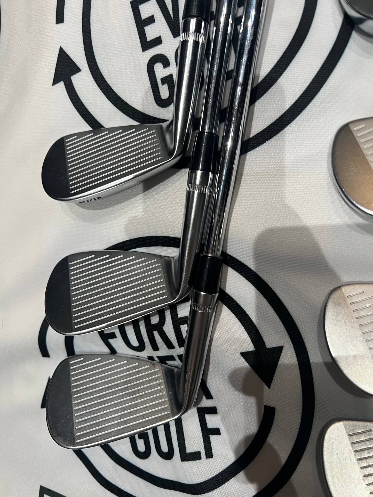 CALLAWAY APEX CB/MB (2024) COMBO IRONS / 4 - 10 / RH 120g X-Stiff Flex