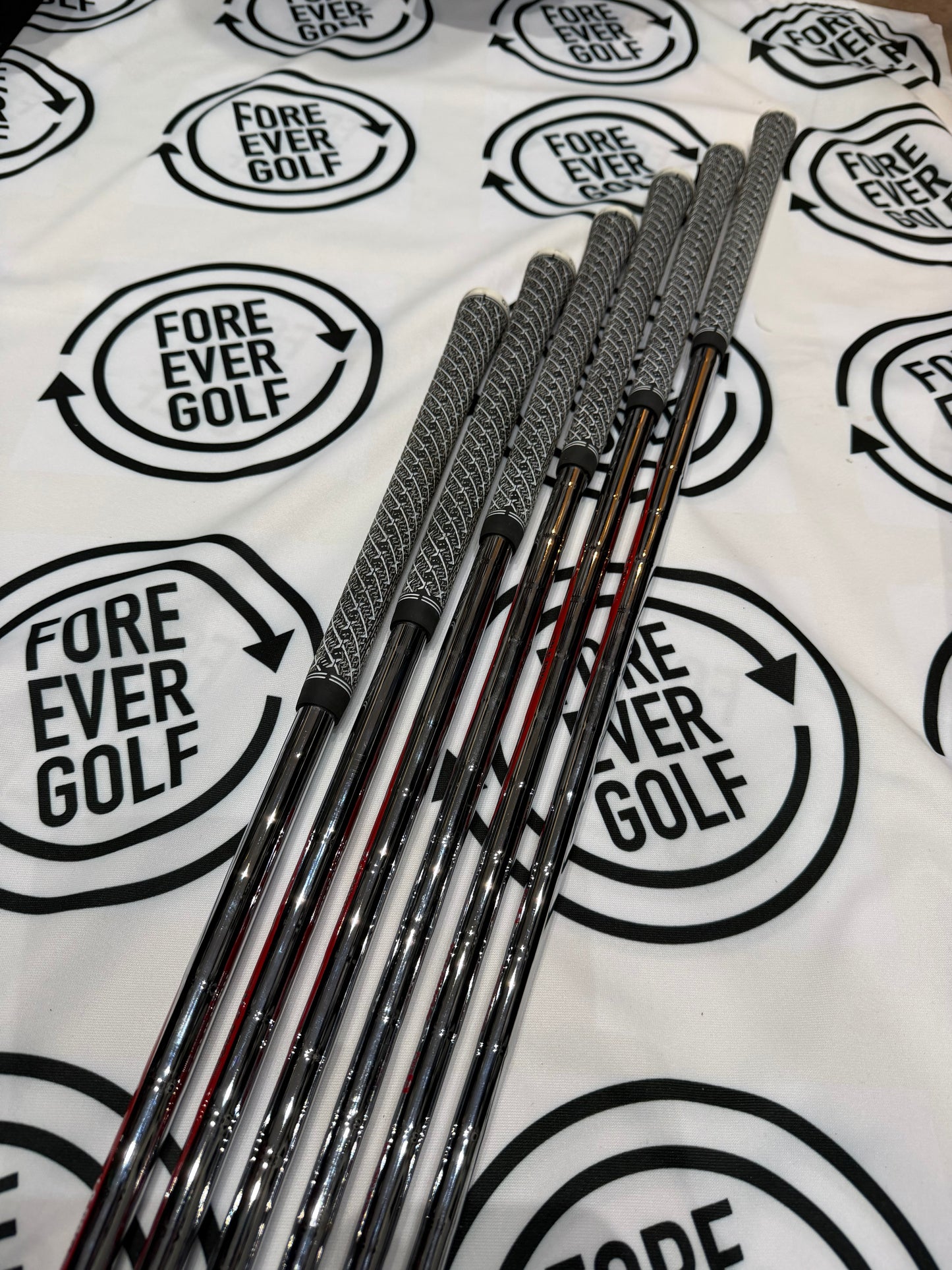 CALLAWAY APEX Ai200 IRONS / 5 - PW / RH / 105g Stiff Flex