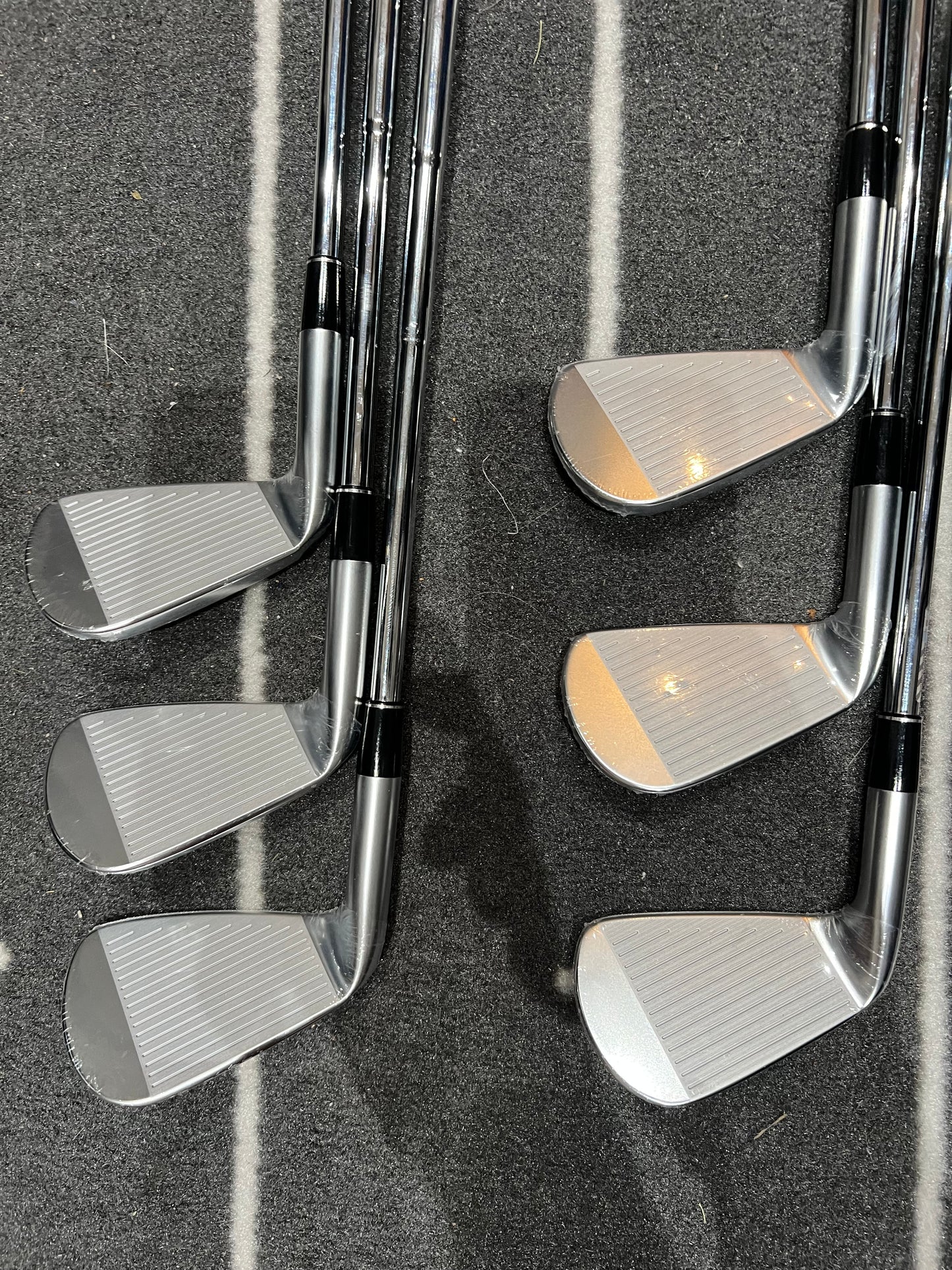 SRIXON ZXi7 IRONS / 5-PW / 115g Stiff Flex