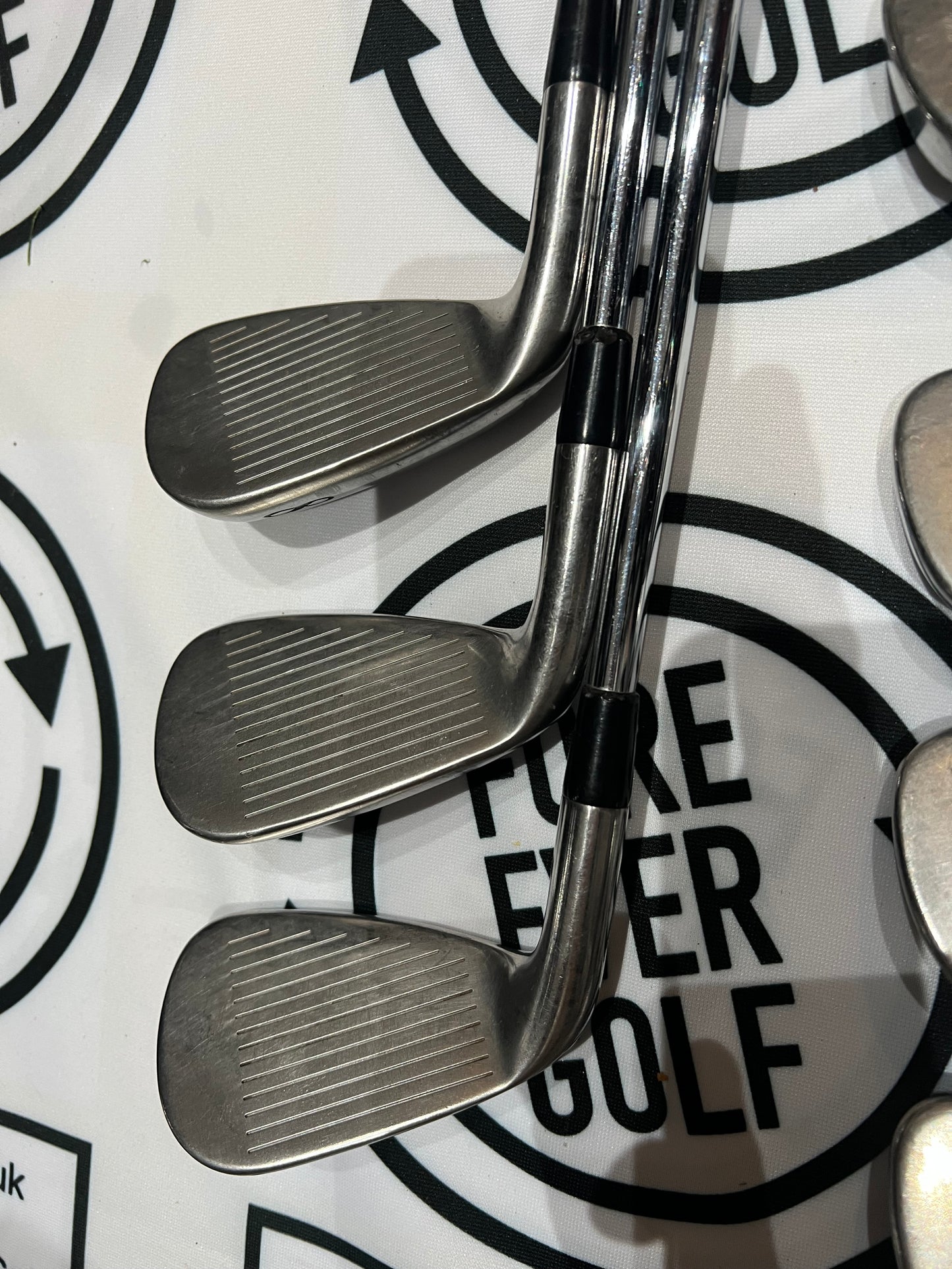 TITLEIST AP1 716 IRONS / 5 - PW / 127g Reg Flex / Mens RH