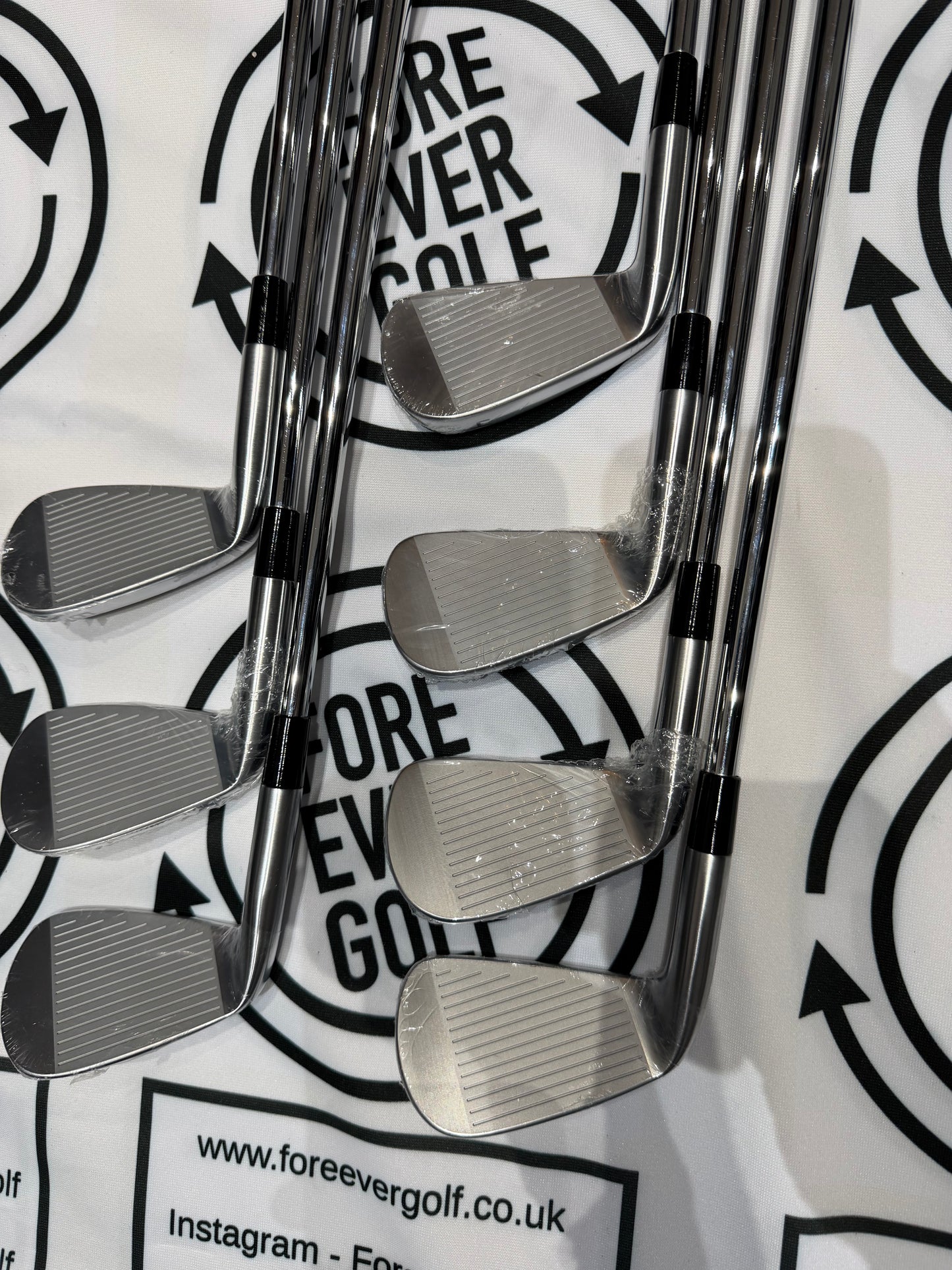 TAYLORMADE P7CB IRONS / 4 - PW / RH / Project X 6.0 Stiff Flex