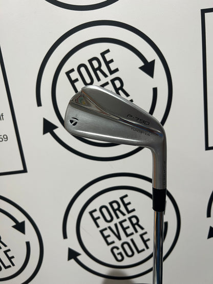TAYLORMADE P790 (2021) 2 IRON UDI / Mens RH / Stiff Flex