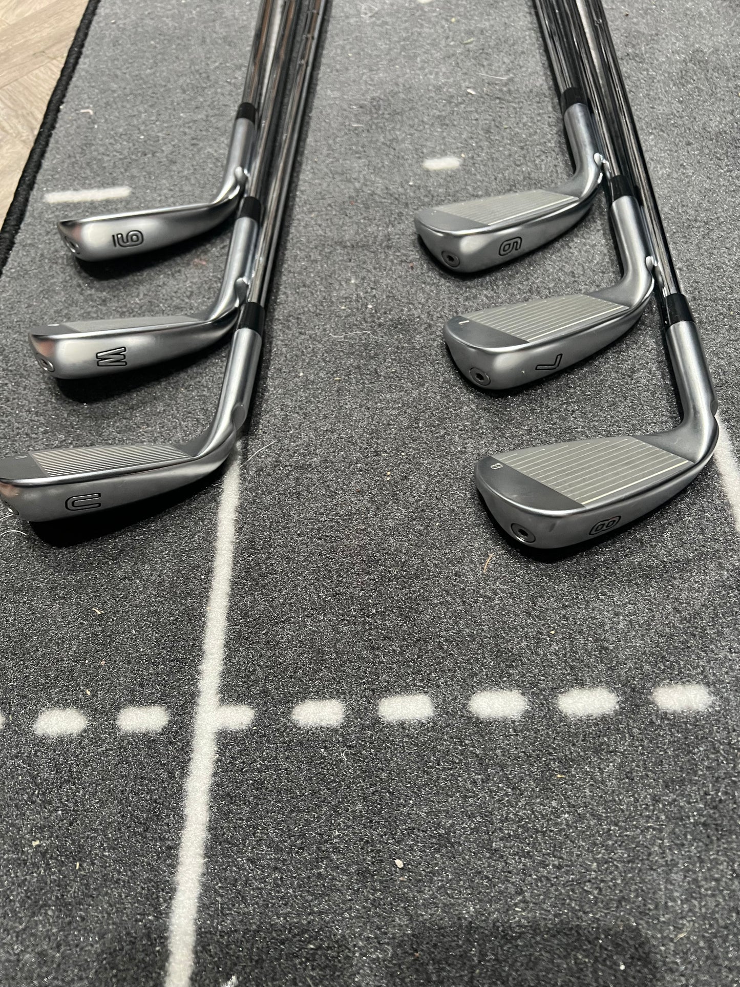 PING G425 IRONS / 6 - UW / Orange Dot / RH / Regular Flex