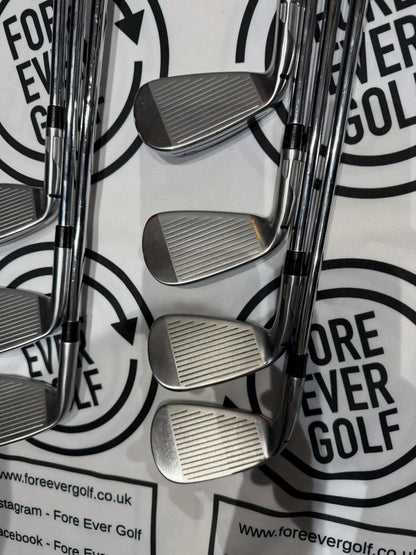 TAYLORMADE Qi IRONS / 4 - PW / Mens TH / 85g Stiff Flex / V.GOOD USED