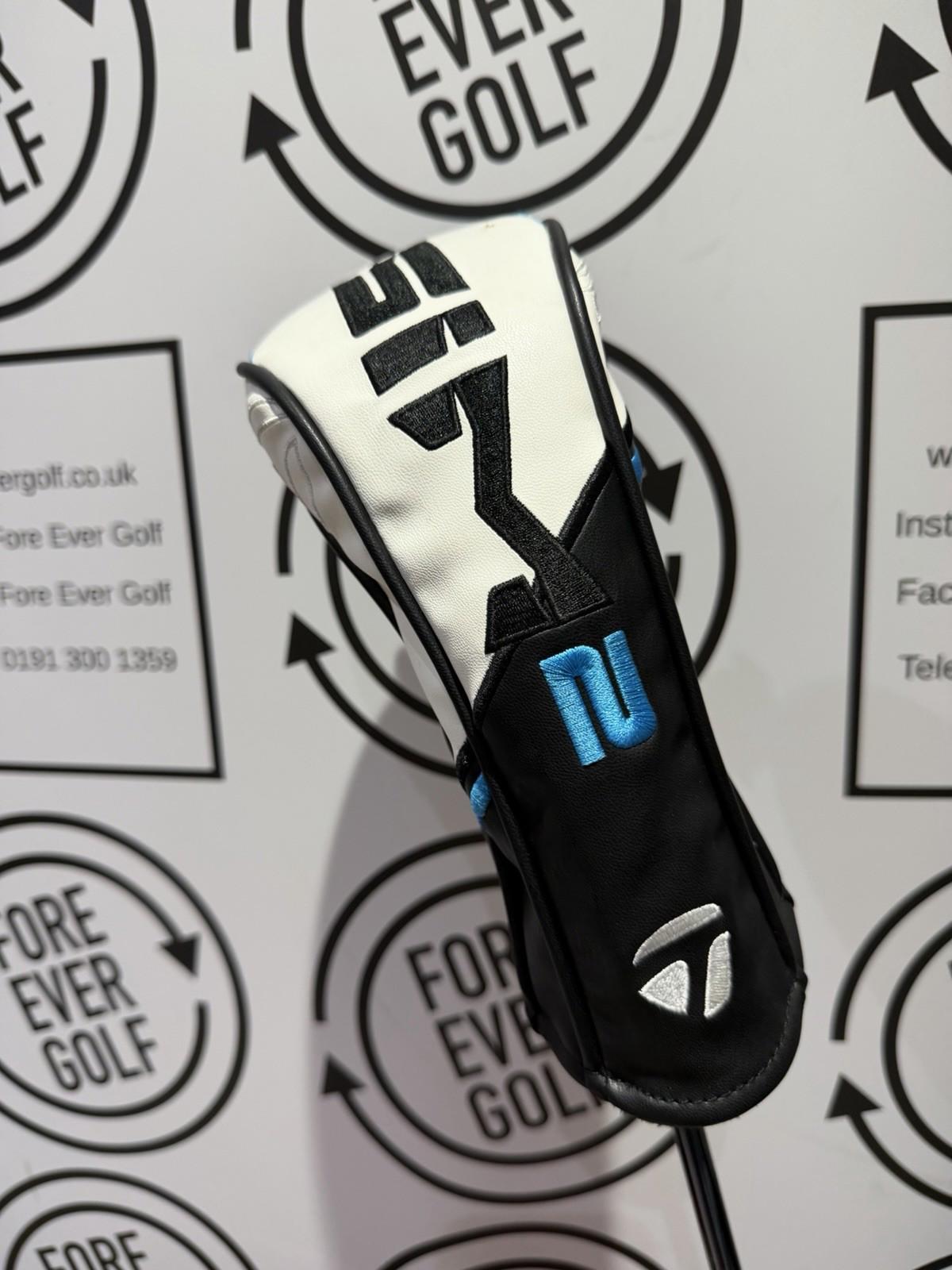 TAYLORMADE SIM2 MAX 5 WOOD / 18 Degree / Mens RH / 50g Reg Flex / MINT USED