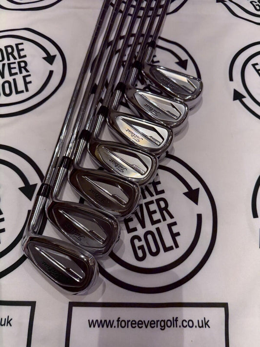 TITLEIST T350 (2023) IRONS / 5 - PW + 48 / RH / Regular Flex (AMT RED R300) / VG