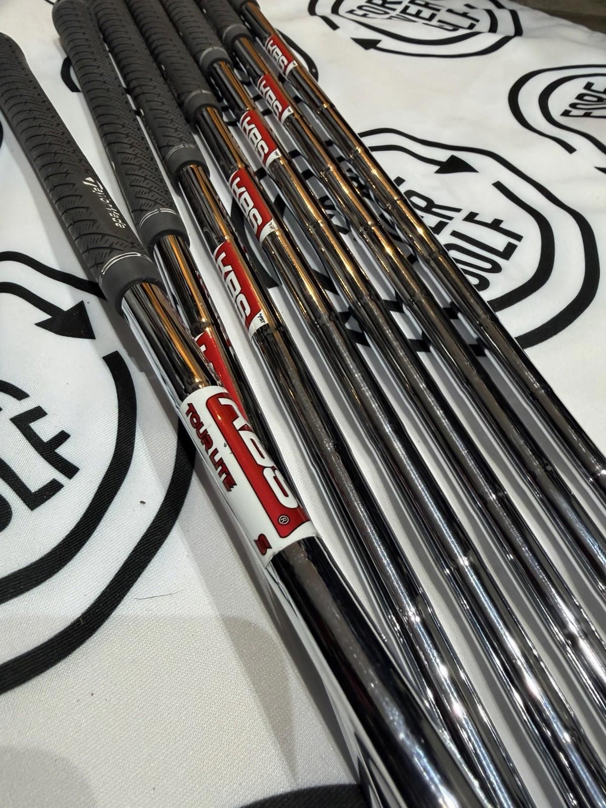 TAYLORMADE P770 (2023) IRONS / 4 - PW / RH / 100g Stiff Flex / GOOD USED