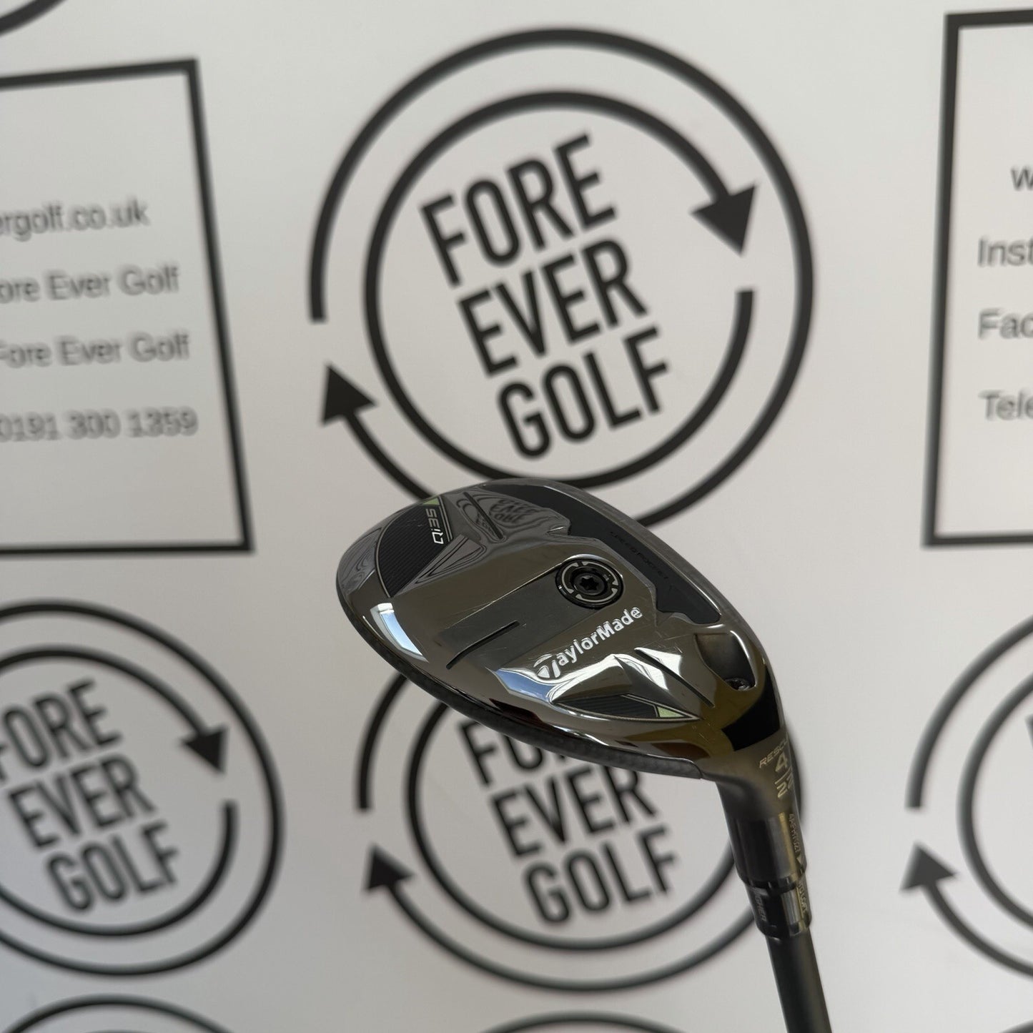 TAYLORMADE Qi35 4 HYBRID / 22 Degree / RH / 85g Stiff Flex / V.GOOD USED