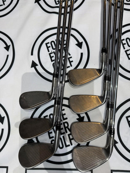 TAYLORMADE M6 IRONS / 5 - SW / Mens RH / 85g Reg Flex / GOOD USED