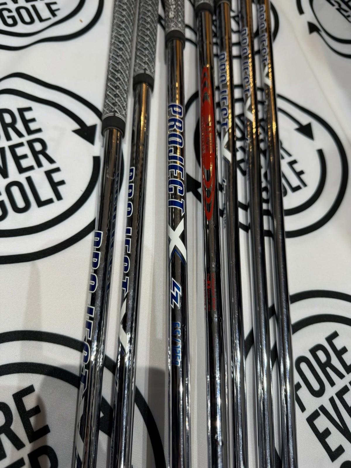 CALLAWAY APEX PRO ‘19 IRONS / 4 - PW / Mens RH / 125g X Flex Shafts / V.GOOD