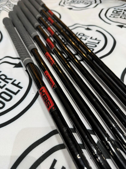 TAYLORMADE P790 (2023) IRONS / 4 - PW / RH / 120g Stiff Flex / GOOD USED