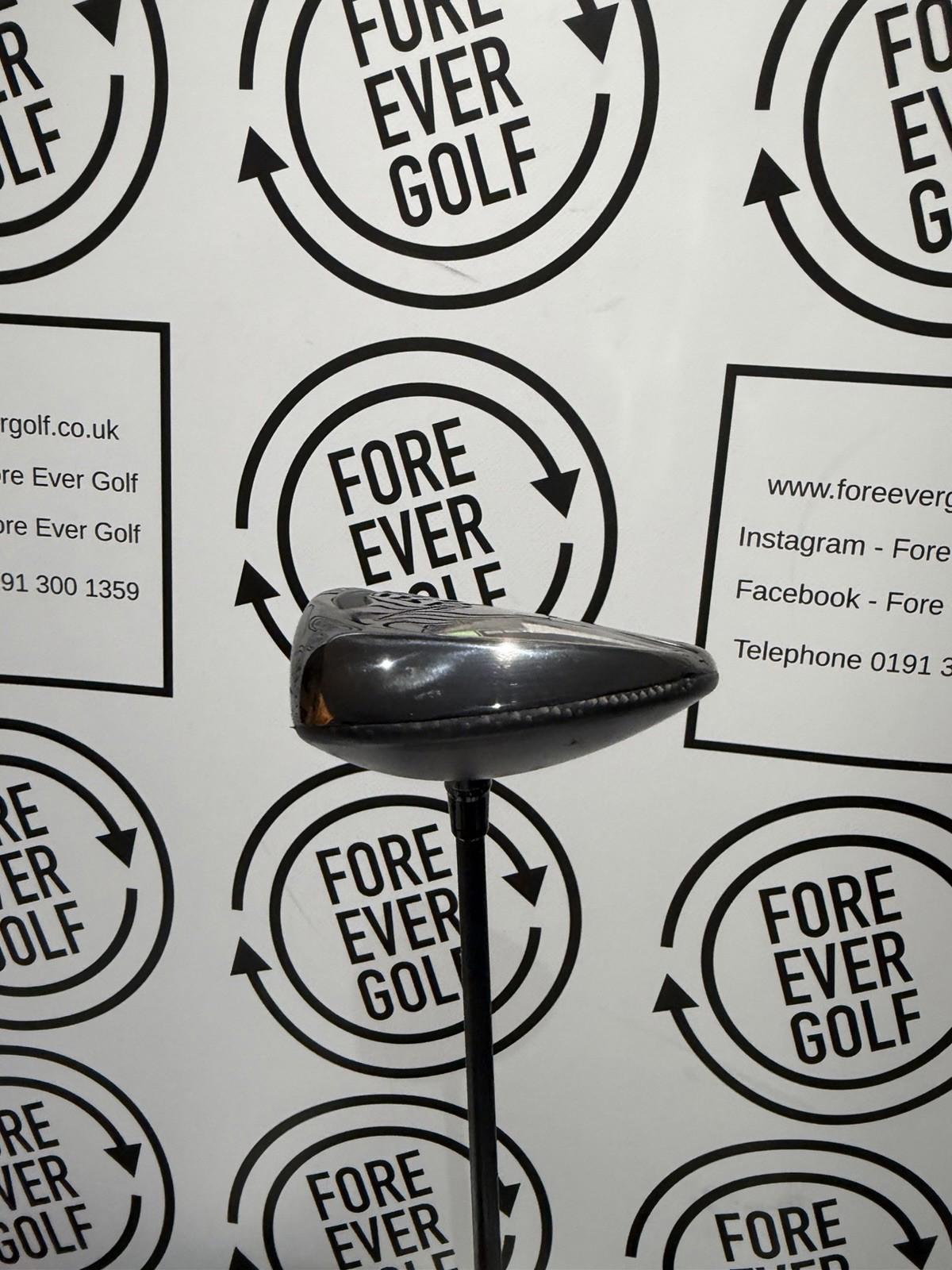 TAYLORMADE Qi35 5 WOOD / 18 Degree / RH / 75g Stiff Flex / MINT USED