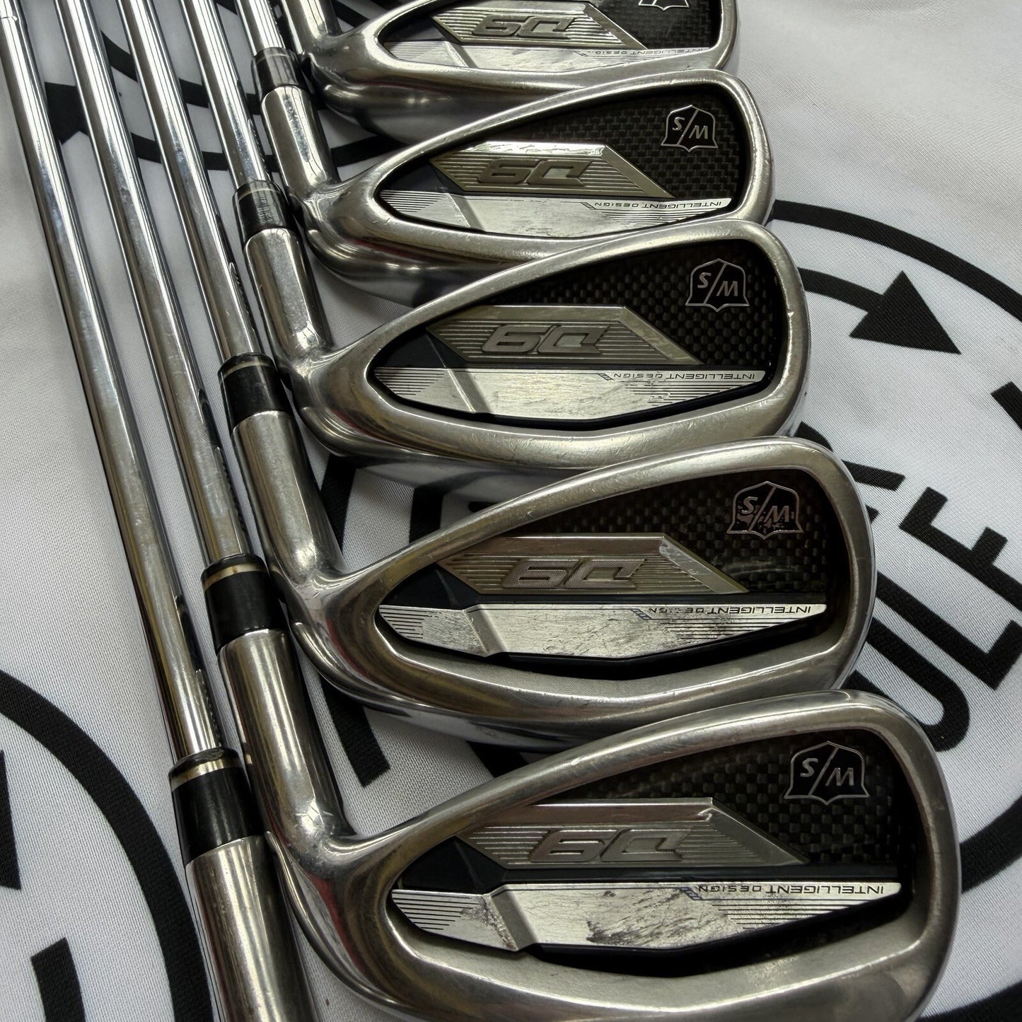 WILSON D9 IRONS / 5 - PW + GW + SW / RH /  Regular Flex / GOOD USED