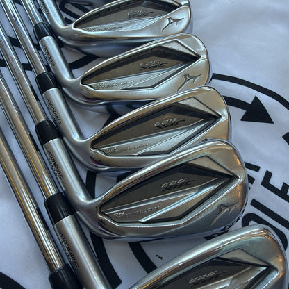 MIZUNO JPX 923 HOT METAL HL IRONS / 5 - GW / RH / SR Lite Flex / GOOD USED