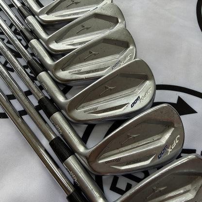 MIZUNO JPX 900 FORGED IRONS / 4 - PW / Mens RH / 115g Reg Flex / GOOD USED