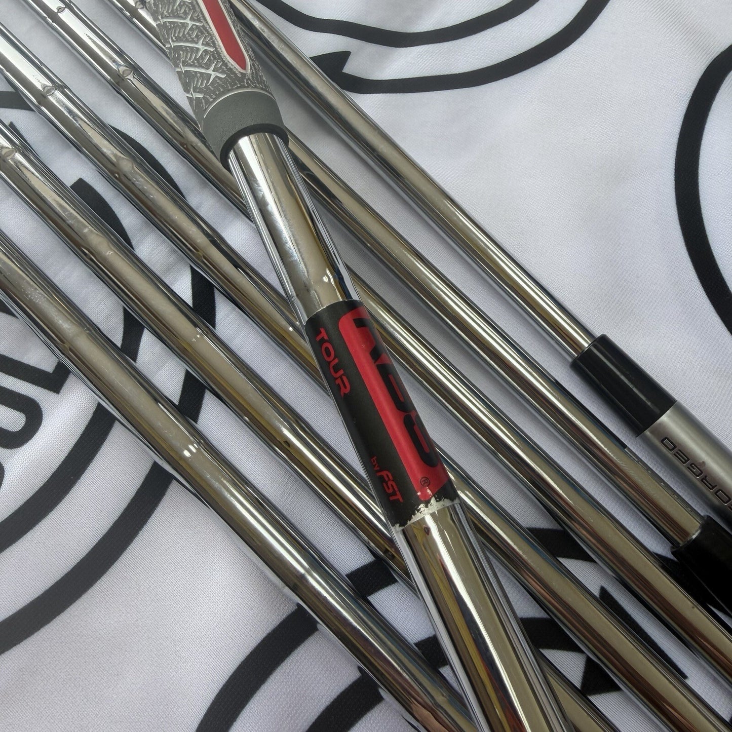 TAYLORMADE P7MC (2023) IRONS / 4-PW / 120g Stiff Flex / RH / V.GOOD USED