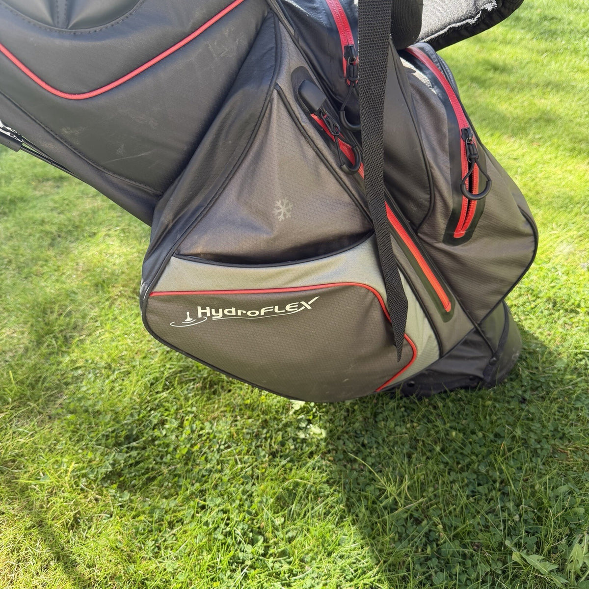 MOTOCADDY HYDROFLEX GOLF CARRY BAG / 5 Way Divide / Grey/Red / GOOD USED