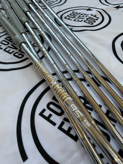 TAYLORMADE P770 (2020) IRONS / 4 - PW / Mens RH / 95g Reg Flex / V.GOOD USED