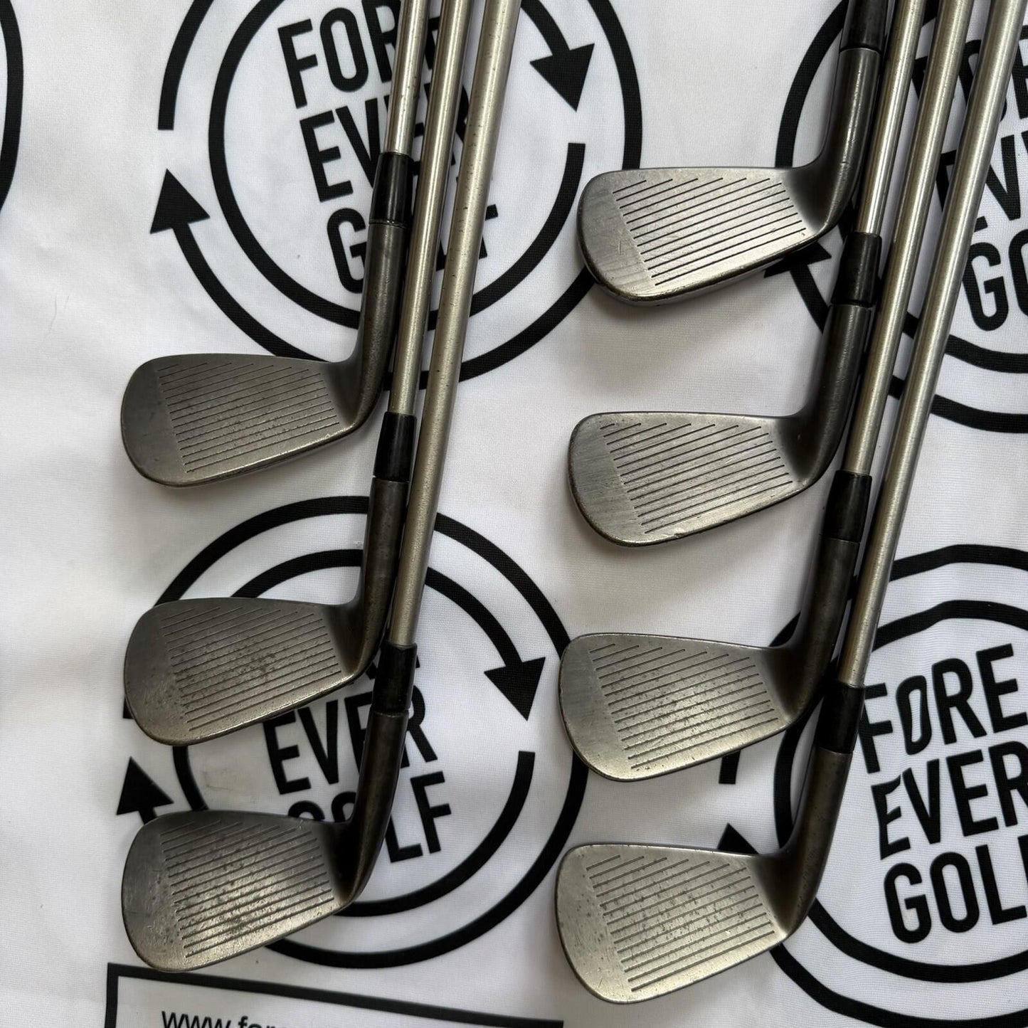 COBRA KING FORGED CB/MB BLACK IRONS / 4 - PW / 120g Stiff Flex / OK USED