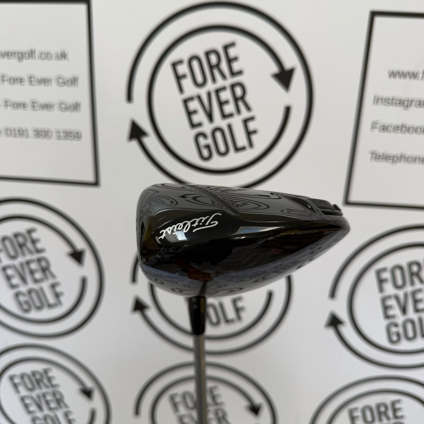 TITLEIST TSR3 DRIVER / 10 Deg / RH / GRAPHITE DESIGN TOUR AD UB-6X Shaft / VGC