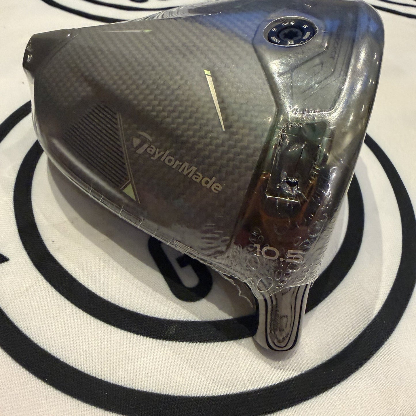 TAYLORMADE Qi35 DRIVER / 10.5 Deg / Mens RH / HEAD ONLY / NEW