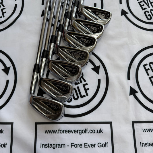 TITLEIST AP2 716 IRONS / 4 - PW / Mens RH / R300 Reg Flex / OK USED