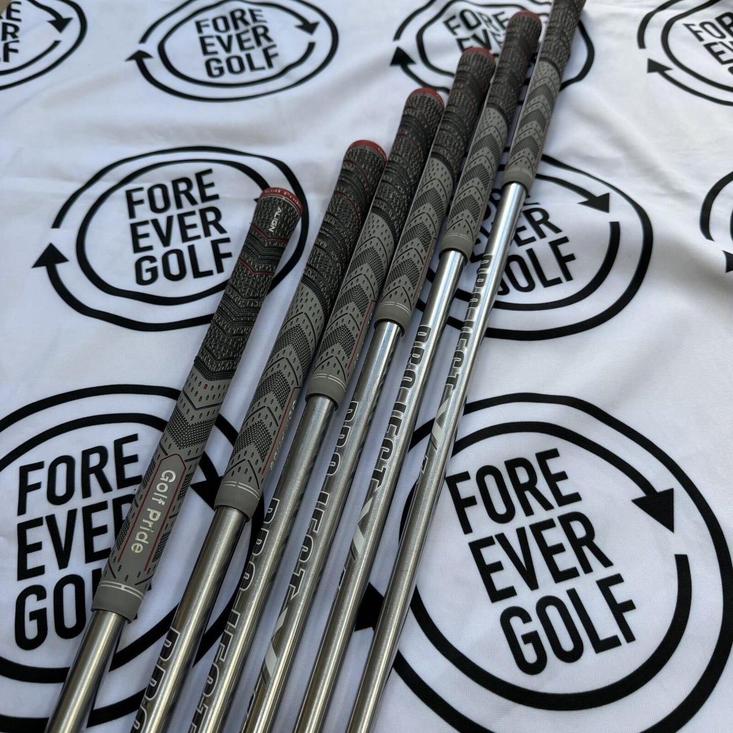 PING i525 IRONS / 5 - PW / BLUE DOT / Mens RH / 105g Reg Flex / V.GOOD USED