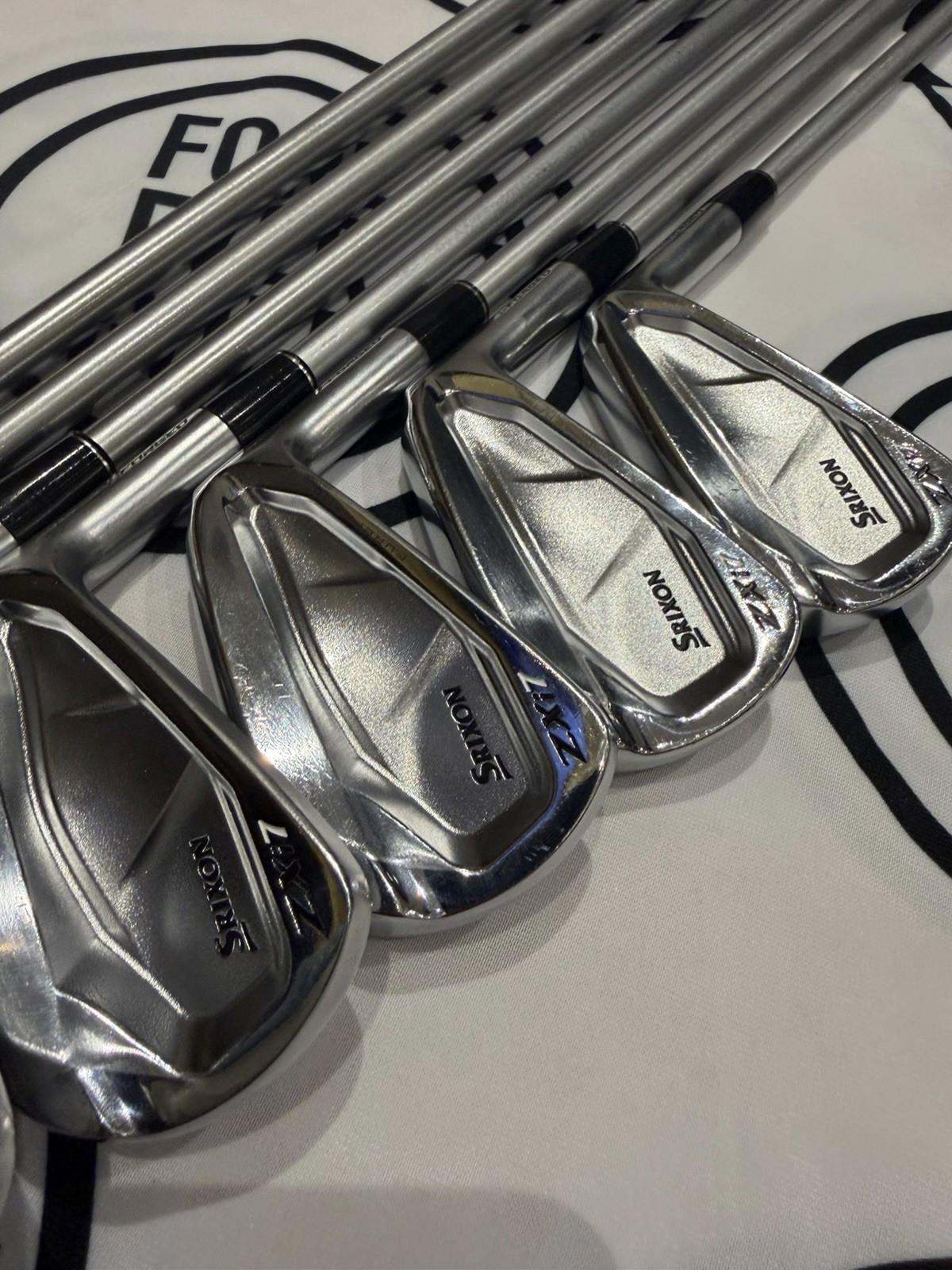 SRIXON ZXi7 IRONS / 4 - PW / Mens RH / 110g Regular Flex / V.GOOD USED