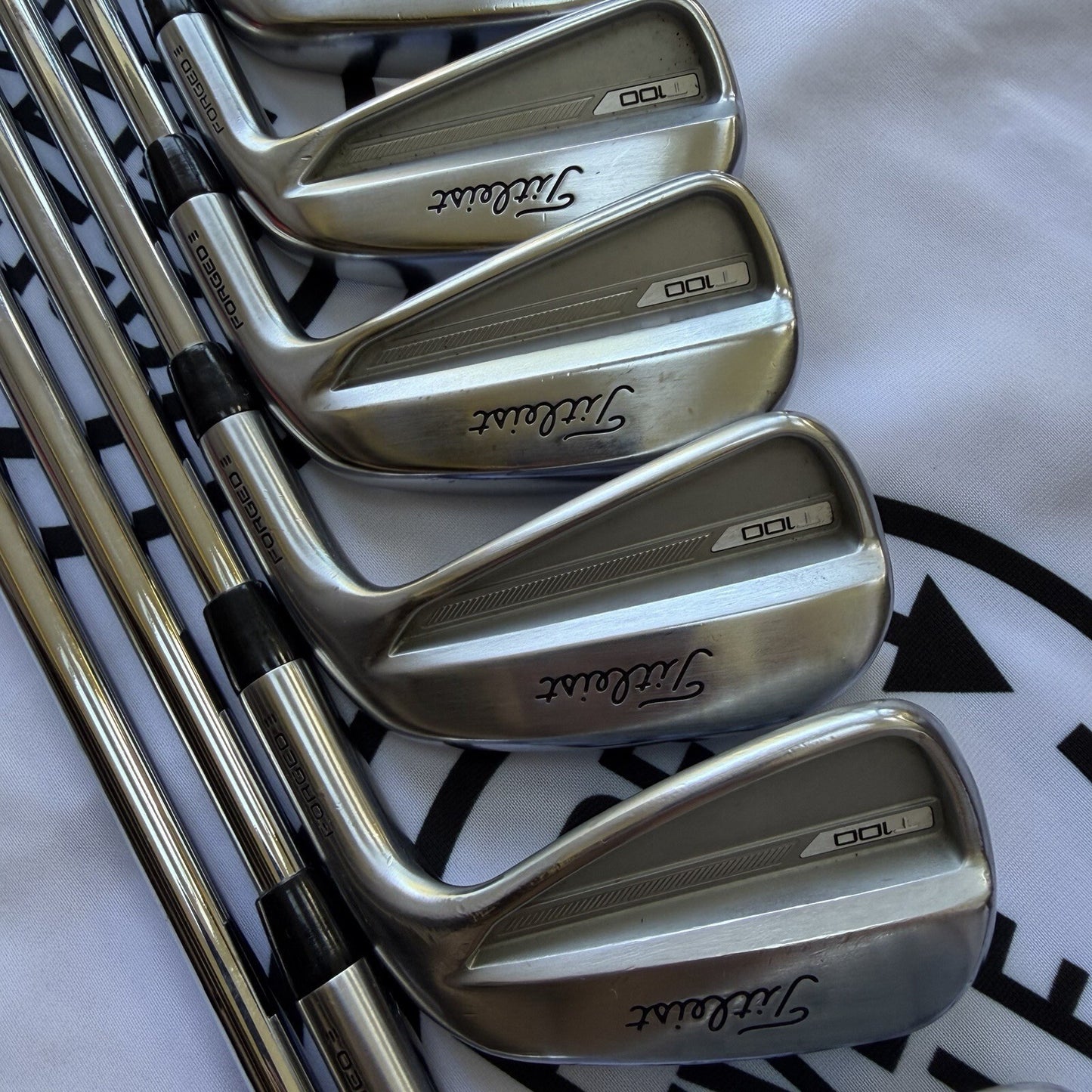 TITLEIST T100 IRONS (2023) / 4 - PW / Mens RH / 120g Stiff Flex / V.GOOD USED