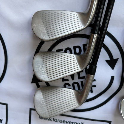 TITLEIST T300 (2019) IRONS / 5 - PW / AM(2) Reg Flex / Graphite Shafts / GOOD