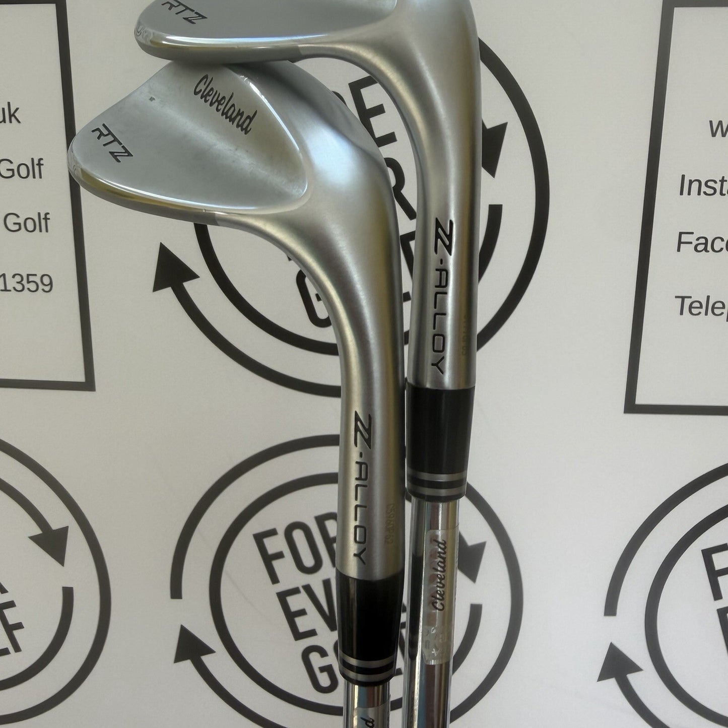 CLEVELAND RTZ WEDGE SET / 54 & 60 / Mens RH / Wedge Flex / V.GOOD USED