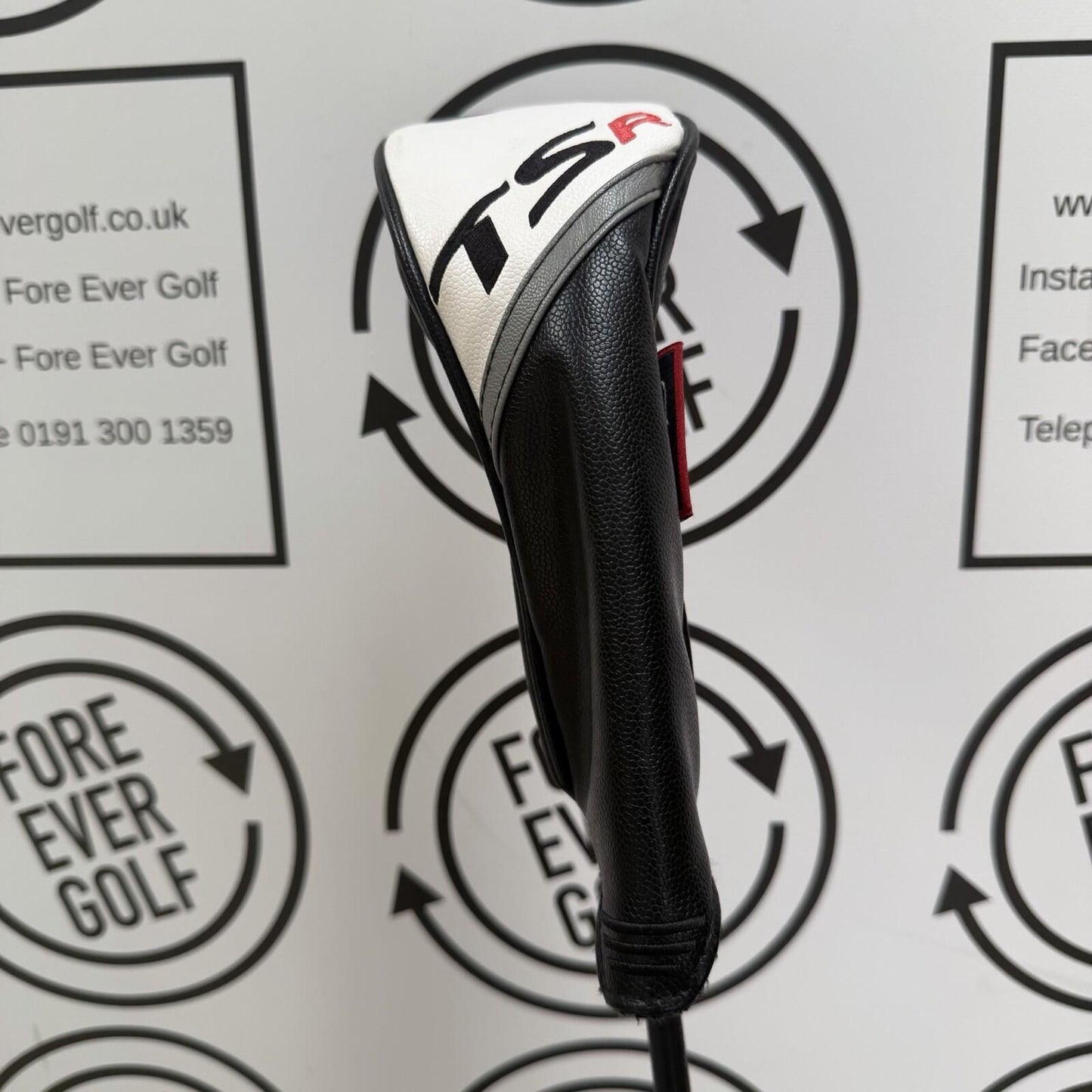 TITLEIST TSR2 4 HYBRID / 21 Degree / Mens RH / 60g Stiff Flex / V.GOOD USED