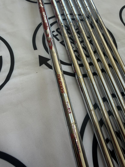 CALLAWAY APEX Ai200 IRONS / 5 - PW + AW / RH / 105g Reg Flex / V.GOOD USED