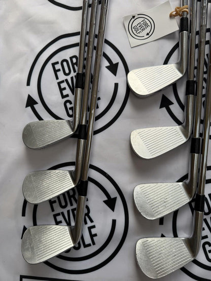 TAYLORMADE P7MC (2021) IRONS / 4 - PW / Mens RH / 120g Stiff Flex / GOOD USED