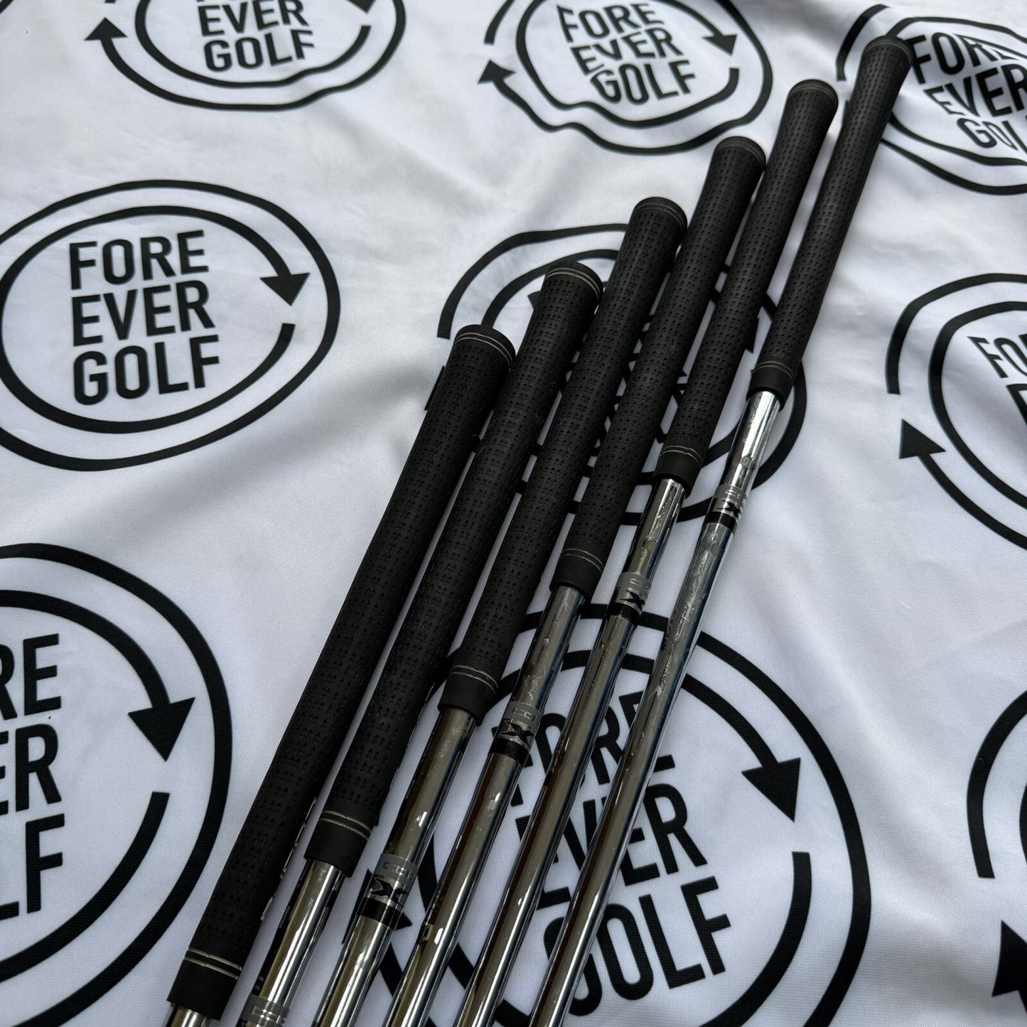 COBRA FLY-XL IRONS / 6 - SW / Mens RH / Regular Flex / GOOD USED