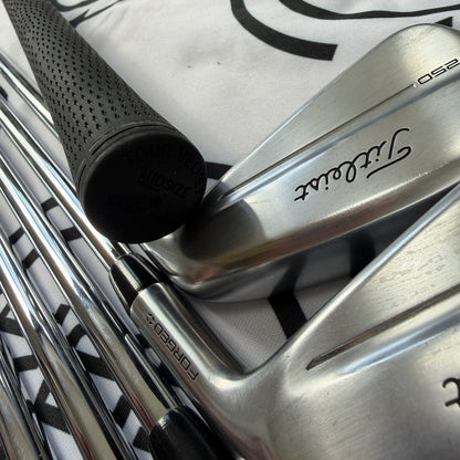 TITLEIST T250 IRONS / 5 - PW + 48 / RH / AWT Black - Stiff Flex / MINT USED